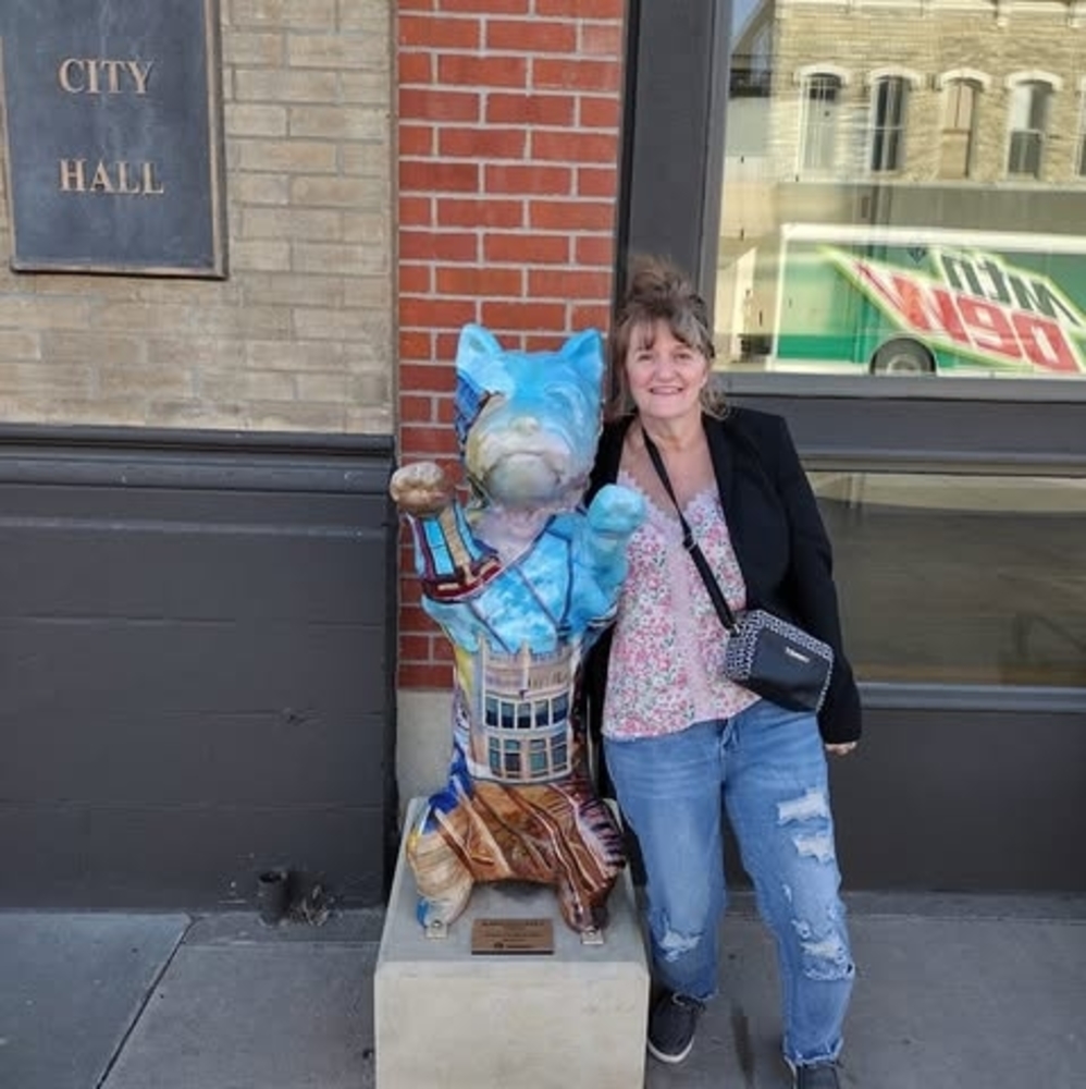 Meet your Posher, Kim